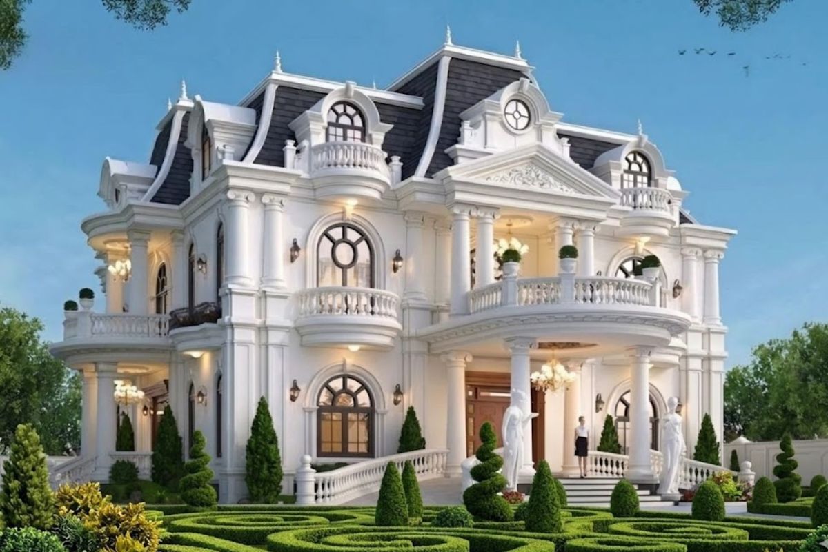 Biệt thự cổ điển mái Mansard kết hợp sân vườn xanh mát tạo nên không gian sống hài hòa giữa kiến trúc và thiên nhiên