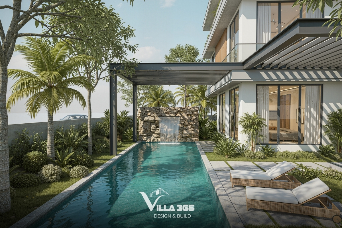 Bể bơi dài với làn nước xanh ngắt, tạo cảm giác mát mẻ và là điểm nhấn trung tâm của sân vườn