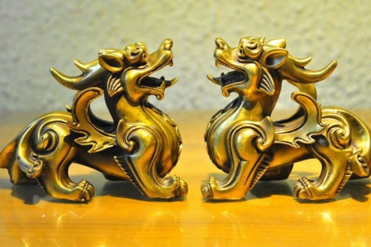 Ứng dụng vật phẩm phong thủy đúng cách để kích hoạt tài lộc và bảo vệ năng lượng tích cực cho gia chủ (Ảnh: Sưu tầm)
