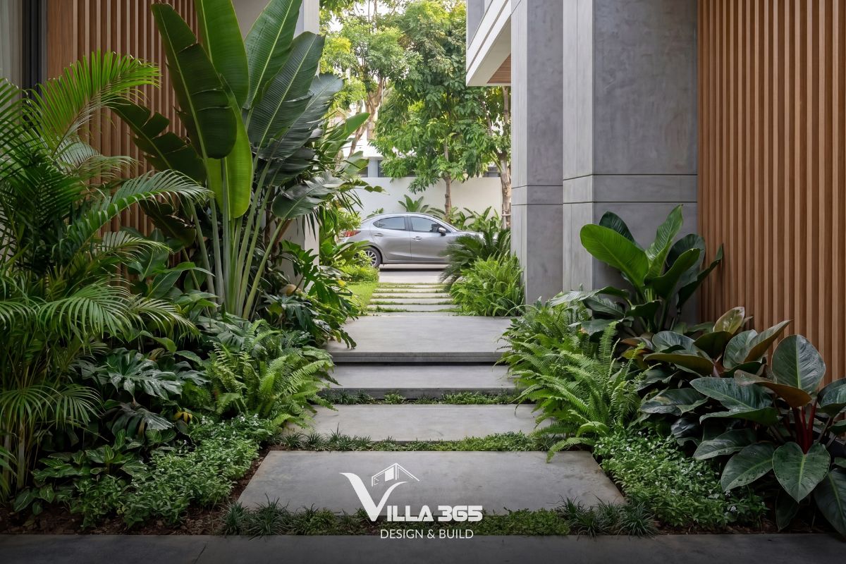 The Introvert Villa - Biệt thự hướng nội lấy cảm hứng từ bê tông trần 6 Lam gỗ và mảng xanh được tích hợp như một phần của kiến trúc, góp phần điều hòa vi khí hậu cho biệt thự 2 tầng