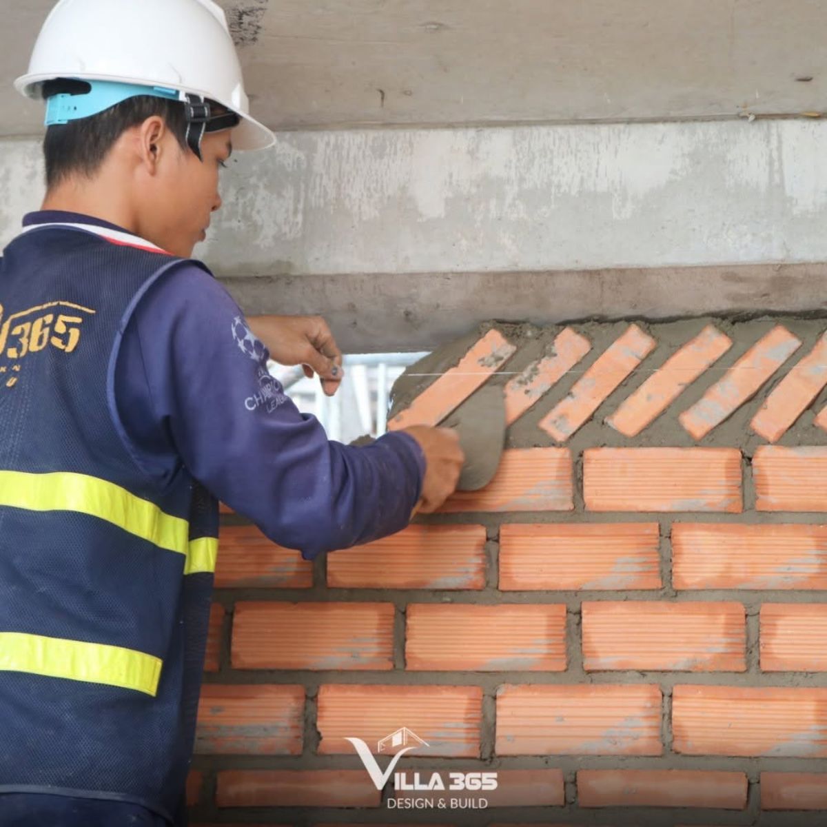 Báo giá thiết kế biệt thự quận 10 cập nhật mới nhất 2026 35 Giám sát tác giả giúp đảm bảo công trình được thi công đúng theo hồ sơ thiết kế (Ảnh: Sưu tầm)