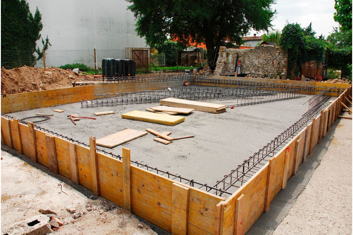 Xây nhà trọn gói bao gồm những gì? Các hạng mục chi tiết cần lưu ý 6 Xây nhà trọn gói có bao gồm phần móng không còn cần xem xét loại móng và phương pháp tính chi phí cụ thể (Ảnh: Sưu tầm)